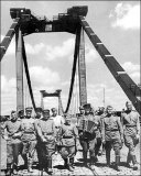 После взятия Вены. Советские воины на Имперском мосту.